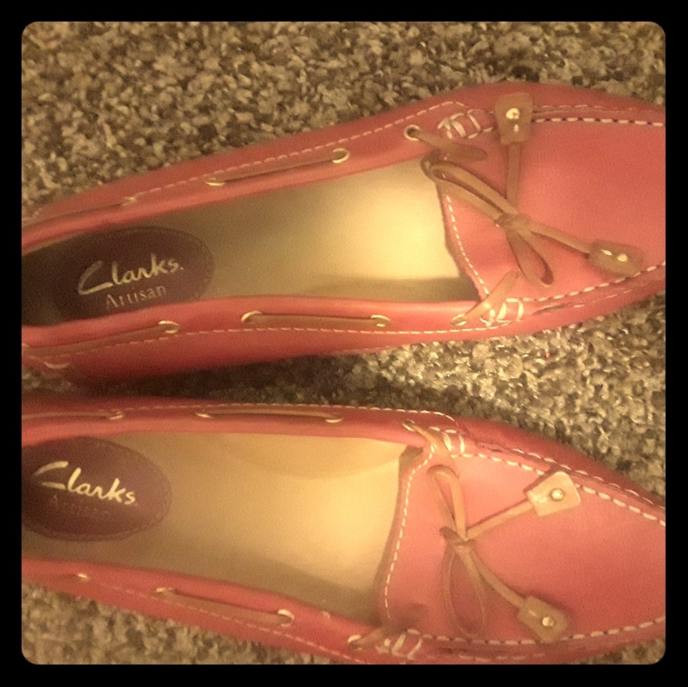 Clark's Artisan Dunbar Groove Slip ons